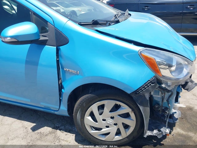 Toyota Prius C Two 2015 JTDKDTB35F1108672 Image 19