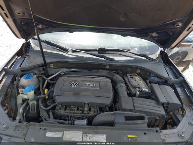 2015 Volkswagen Passat 1.8t Sel Premium მანქანა იყიდება აუქციონზე, vin: 1VWCS7A30FC015224, აუქციონის ნომერი: 45407601