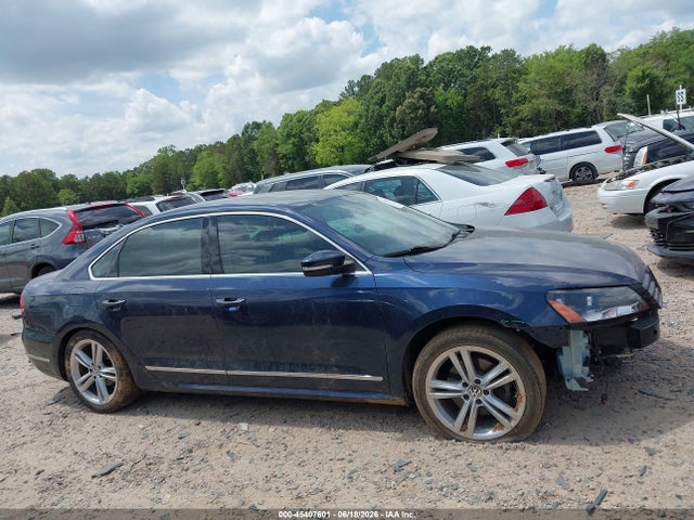 2015 Volkswagen Passat 1.8t Sel Premium მანქანა იყიდება აუქციონზე, vin: 1VWCS7A30FC015224, აუქციონის ნომერი: 45407601