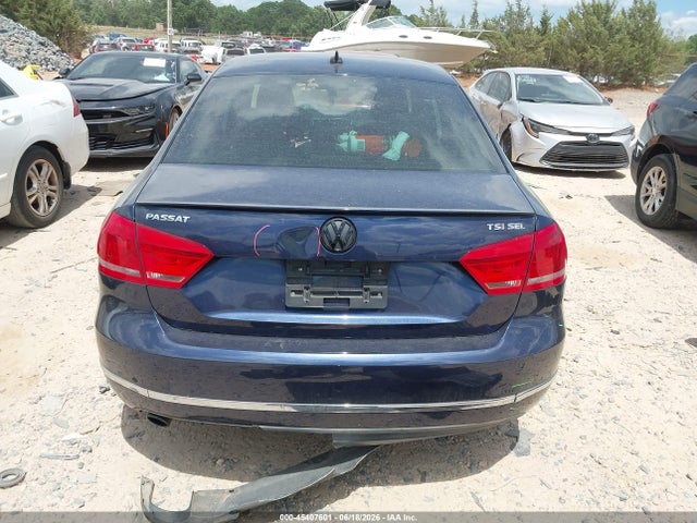 2015 Volkswagen Passat 1.8t Sel Premium მანქანა იყიდება აუქციონზე, vin: 1VWCS7A30FC015224, აუქციონის ნომერი: 45407601