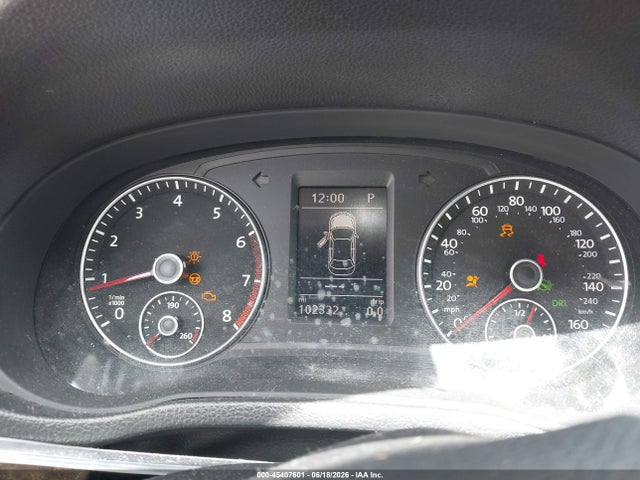 2015 Volkswagen Passat 1.8t Sel Premium მანქანა იყიდება აუქციონზე, vin: 1VWCS7A30FC015224, აუქციონის ნომერი: 45407601