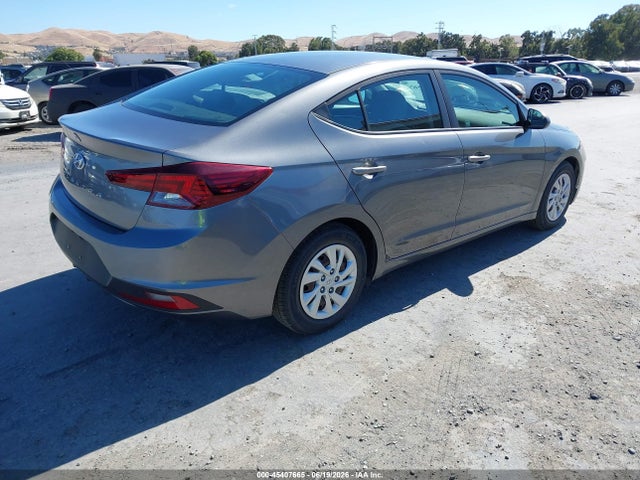 Hyundai ELANTRA SE 2019 5NPD74LF1KH486036 Image 4