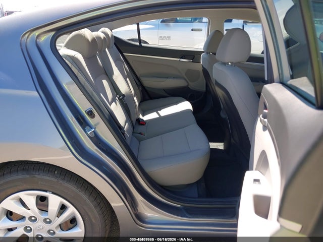 Hyundai ELANTRA SE 2019 5NPD74LF1KH486036 Image 8