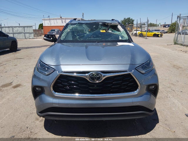 5TDYZRAH2NS129895 Toyota Highlander Limited