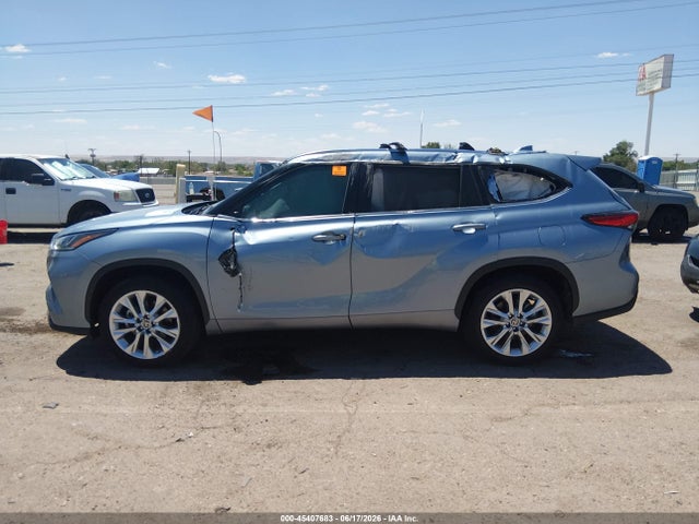 5TDYZRAH2NS129895 Toyota Highlander Limited