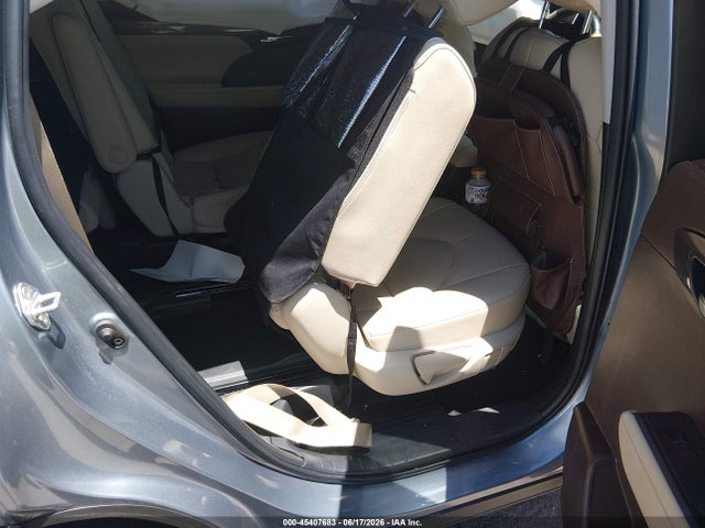 5TDYZRAH2NS129895 Toyota Highlander Limited