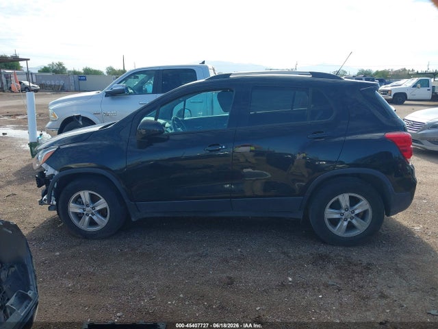 KL7CJLSM9MB374836 Chevrolet Trax Fwd Lt