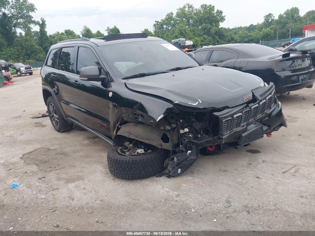 Auction sale of the 2017 Jeep Grand Cherokee Trailhawk 4x4, vin: 1C4RJFLG4HC624717, lot number: 45407730