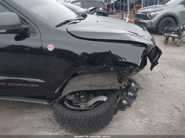 Auction sale of the 2017 Jeep Grand Cherokee Trailhawk 4x4, vin: 1C4RJFLG4HC624717, lot number: 45407730