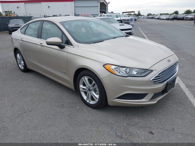 Ford Fusion Hybrid S 2018 3FA6P0UU9JR243588 головне зображення