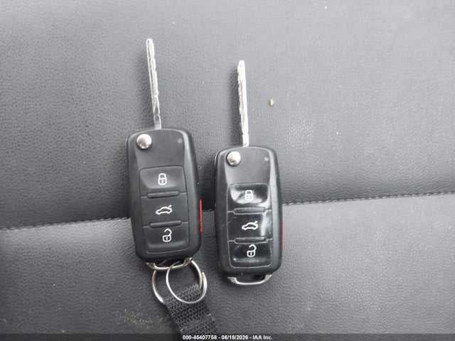 3VWJ17AT0EM666425 Volkswagen Beetle 1.8t