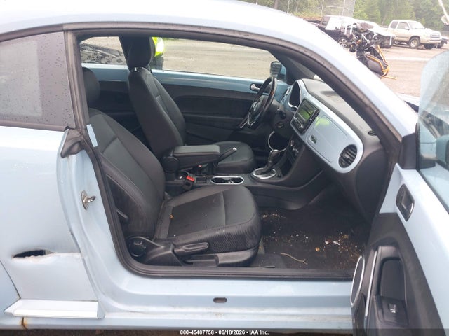 3VWJ17AT0EM666425 Volkswagen Beetle 1.8t