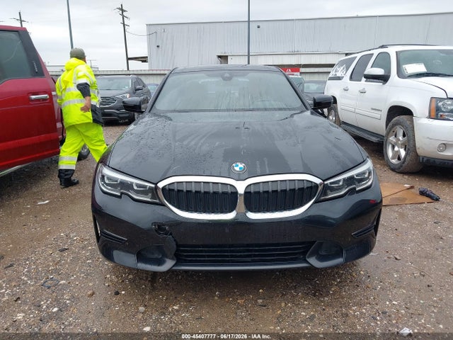 45407777 :رقم المزاد ، WBA5R7C01MFK48595 vin ، 2021 Bmw 330i Xdrive مزاد بيع