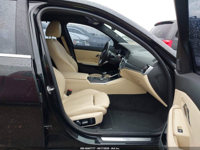 45407777 :رقم المزاد ، WBA5R7C01MFK48595 vin ، 2021 Bmw 330i Xdrive مزاد بيع