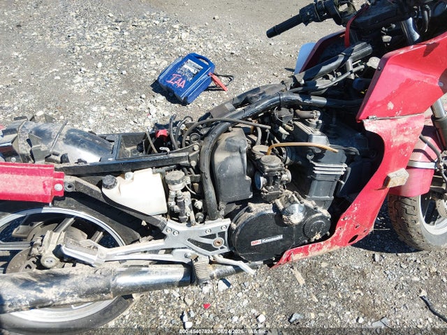 45407824 :رقم المزاد ، JKAZX2A11FB509303 vin ، 1985 Kawasaki Zx900 مزاد بيع
