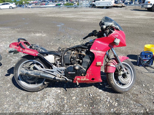 45407824 :رقم المزاد ، JKAZX2A11FB509303 vin ، 1985 Kawasaki Zx900 مزاد بيع