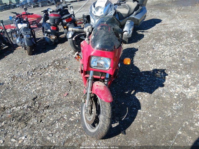 45407824 :رقم المزاد ، JKAZX2A11FB509303 vin ، 1985 Kawasaki Zx900 مزاد بيع