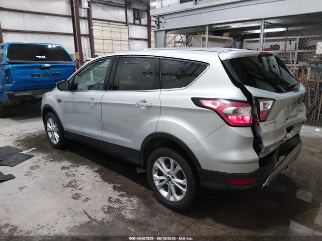 Ford ESCAPE SE 2017 1FMCU9G98HUE75194 Image 3