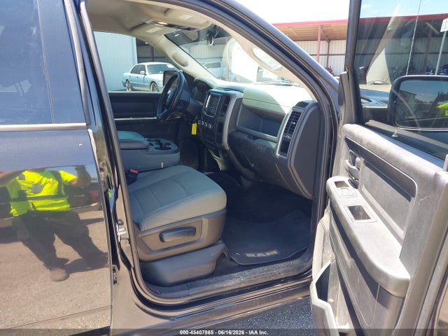 Aukcja sprzedaży 2017 Ram 1500 Tradesman  4x4 5'7 Box, vin: 1C6RR7KG6HS826598, numer aukcji: 45407865
