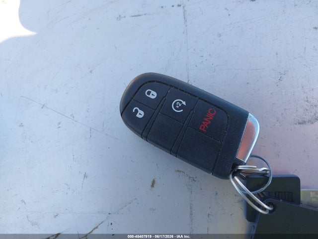 ZACCJABT3GPE08990 Jeep Renegade Latitude