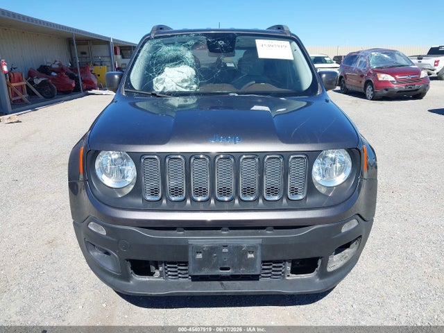 ZACCJABT3GPE08990 Jeep Renegade Latitude