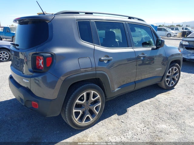 ZACCJABT3GPE08990 Jeep Renegade Latitude