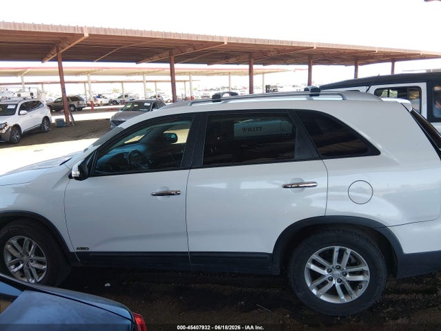 KIA SORENTO LX 2015 5XYKTCA60FG586593 Image 14