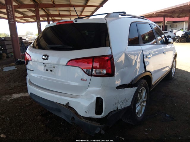 KIA SORENTO LX 2015 5XYKTCA60FG586593 Image 6