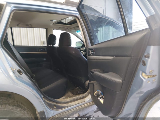 2011 Subaru Outback 2.5i Premium მანქანა იყიდება აუქციონზე, vin: 4S4BRBGC4B3411554, აუქციონის ნომერი: 45407967