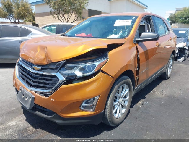 Chevrolet EQUINOX LS 2018 2GNAXHEV0J6132095 Image 2