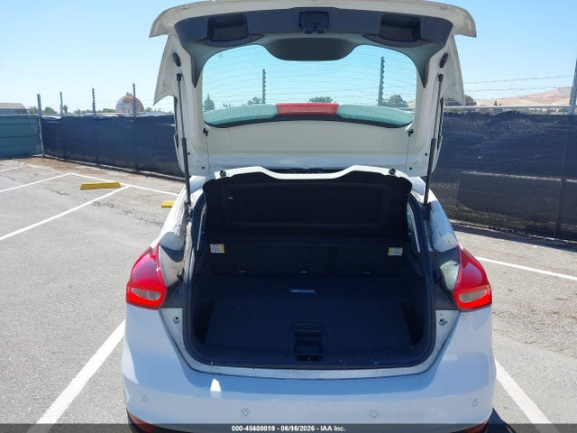 Ford FOCUS ELECTRIC 2018 1FADP3R43JL296125 Image 12