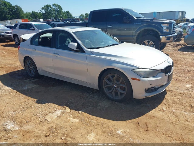 Продажа на аукционе авто 2013 Bmw 328i Xdrive, vin: WBA3B3C54DF532772, номер лота: 45408029