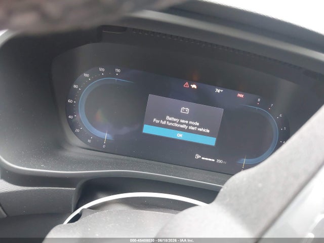 2025 Volvo Xc40 B5 Plus Dark Theme მანქანა იყიდება აუქციონზე, vin: YV4L12UCXS2517336, აუქციონის ნომერი: 45408030