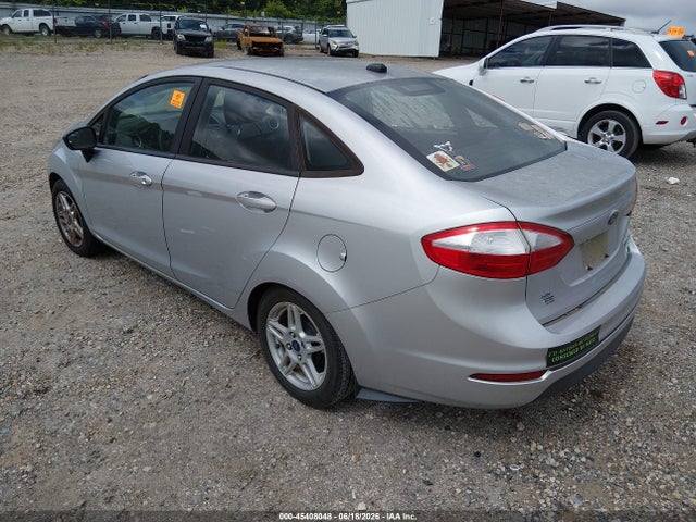 3FADP4BJ6JM101686 Ford FIESTA SE
