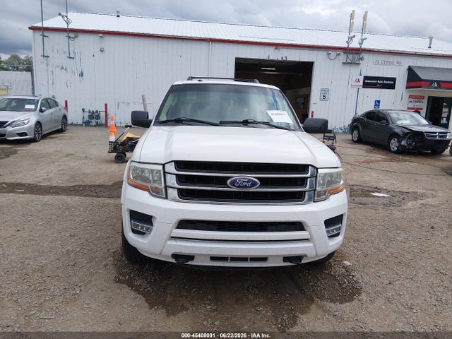Продажа на аукционе авто 2015 Ford Expedition El Xlt, vin: 1FMJK1JT1FEF15416, номер лота: 45408091