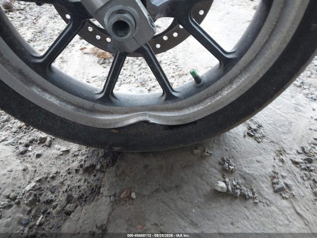 Harley-Davidson Xl883 Superlow 2015 1HD4CR210FC418535 Image 18