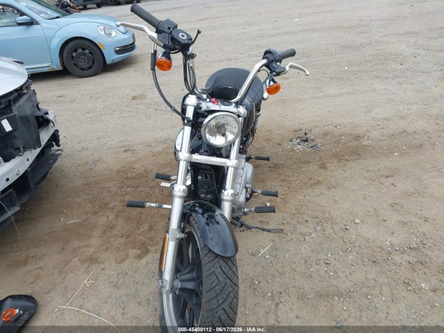 Harley-Davidson Xl883 Superlow 2015 1HD4CR210FC418535 Image 5