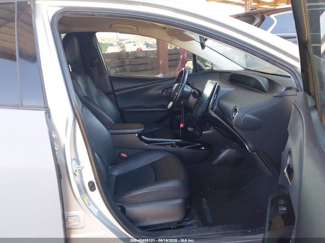 Toyota Prius Prime Premium 2019 JTDKARFP0K3117397 Image 5