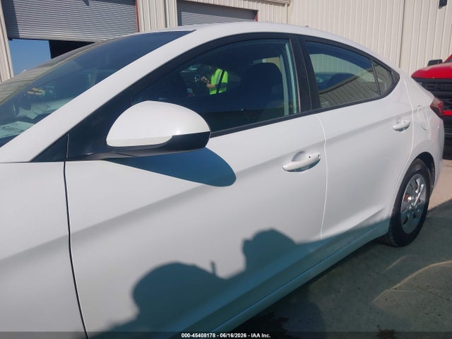 2020 Hyundai Elantra Se მანქანა იყიდება აუქციონზე, vin: 5NPD74LF7LH602177, აუქციონის ნომერი: 45408178