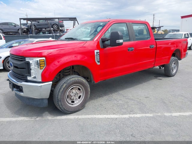Ford F-250 Xl 2018 1FT7W2B62JEC48720 Image 2