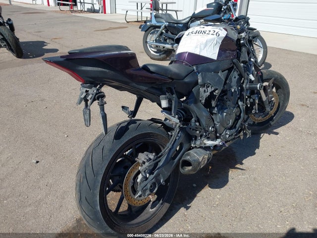 Продажа на аукционе авто 2022 Yamaha Yzfr7, vin: JYARM38E9NA000816, номер лота: 45408226