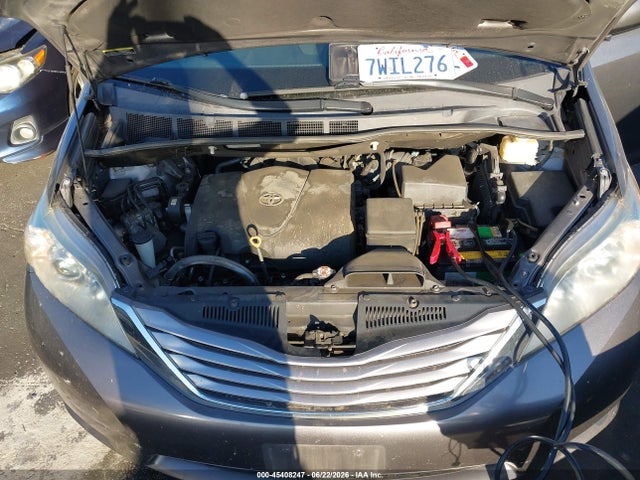Toyota Sienna Xle 8 Passenger 2017 5TDYZ3DC0HS797664 Image 10