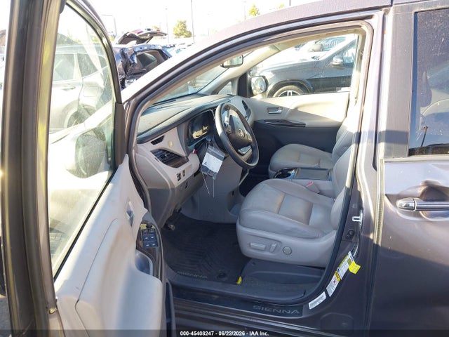 Toyota Sienna Xle 8 Passenger 2017 5TDYZ3DC0HS797664 Image 5