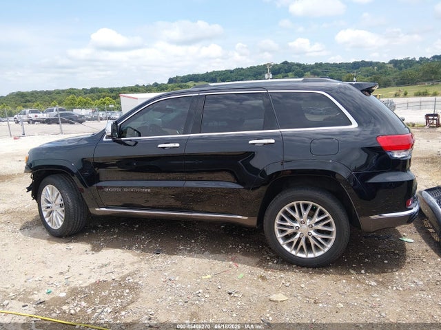 1C4RJFJT8JC340528 Jeep Grand Cherokee Summit 4x4