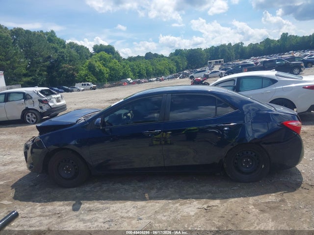 Toyota COROLLA LE 2018 5YFBURHE9JP841839 Image 14