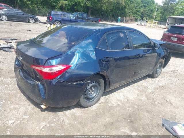 Toyota COROLLA LE 2018 5YFBURHE9JP841839 Image 4