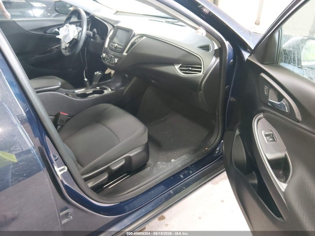 1G1ZC5ST7JF190566 Chevrolet Malibu 1fl