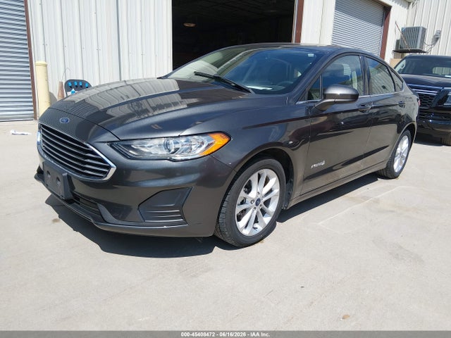 Ford Fusion Hybrid Se 2019 3FA6P0LU9KR274424 Image 2