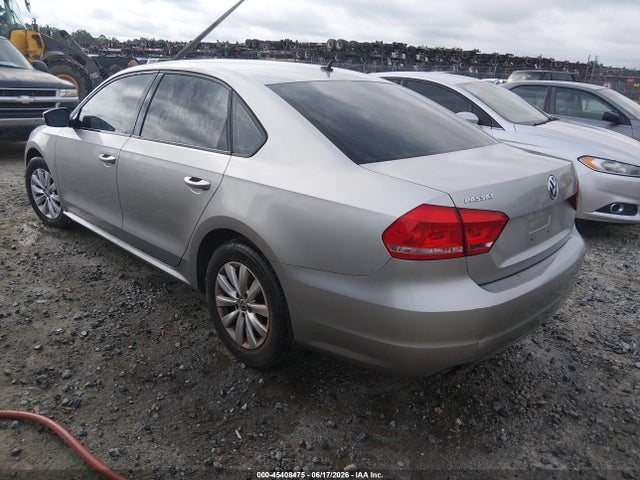 Продаж на аукціоні авто 2013 Volkswagen Passat S, vin: 1VWAH7A31DC071711, номер лоту: 45408475
