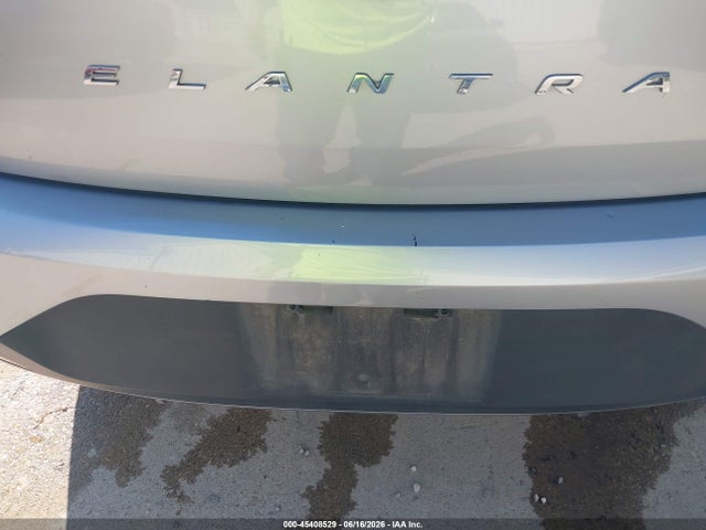 45408529 :رقم المزاد ، 5NPD74LF7LH600901 vin ، 2020 Hyundai Elantra Se مزاد بيع